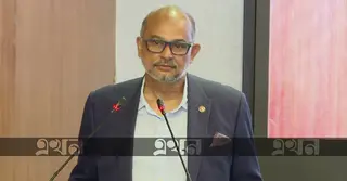 জবাবদিহিতার কারণেই জ্বালানির দাম বাড়ায়নি সরকার: প্রধানমন্ত্রীর উপদেষ্টা